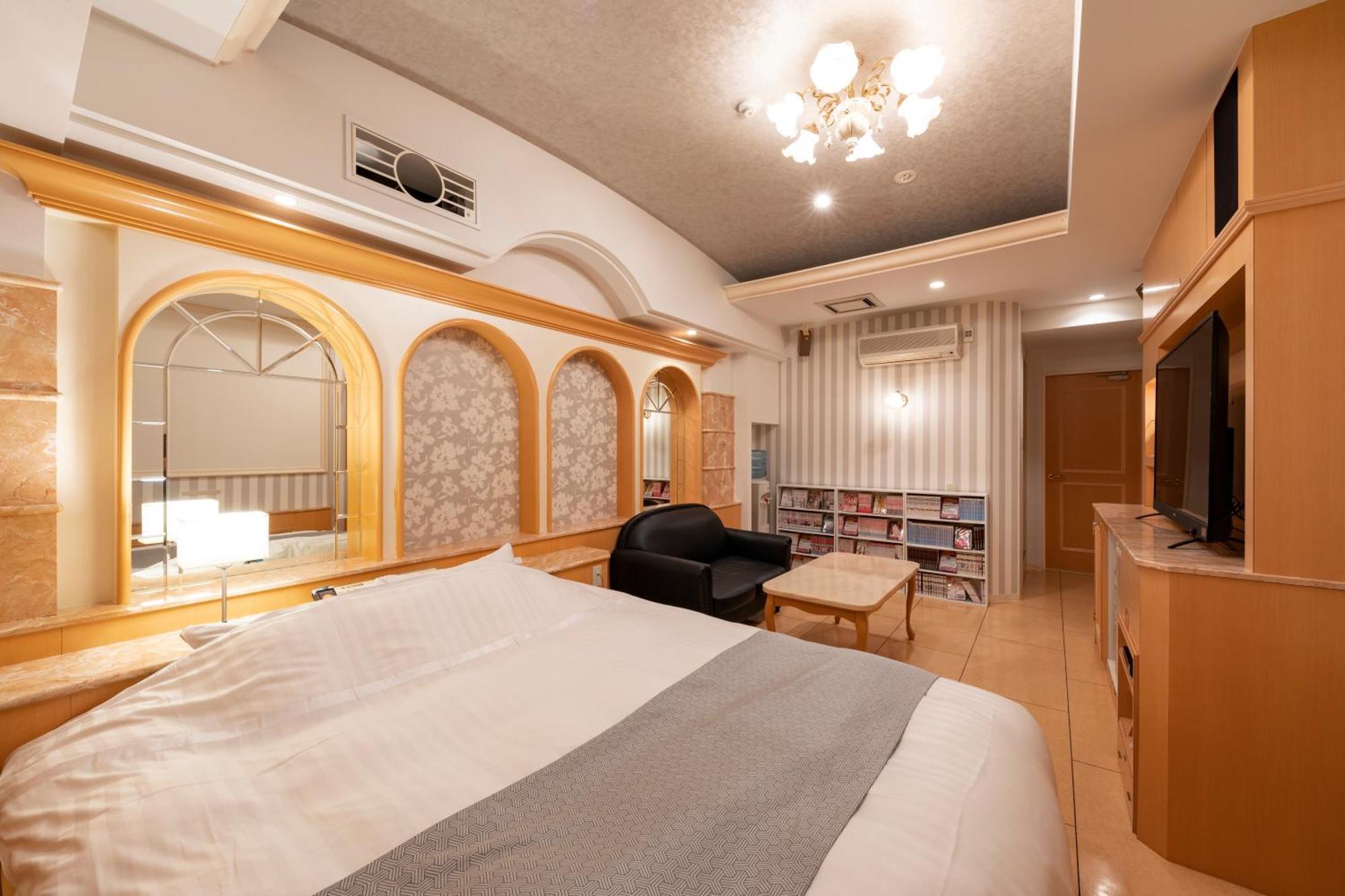 Hotel Luna Sendai -Adult Only Екстериор снимка